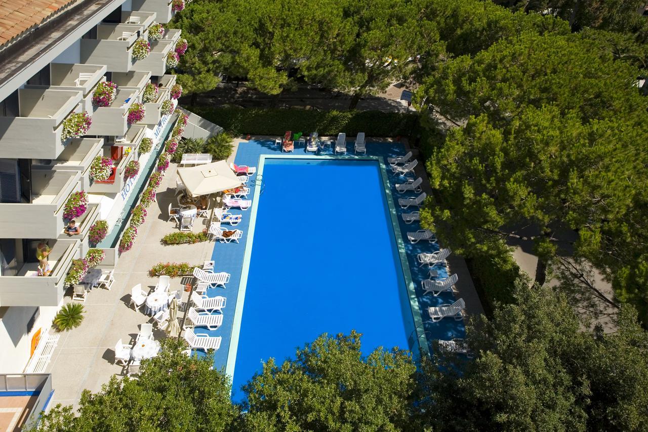 Metropol 3*