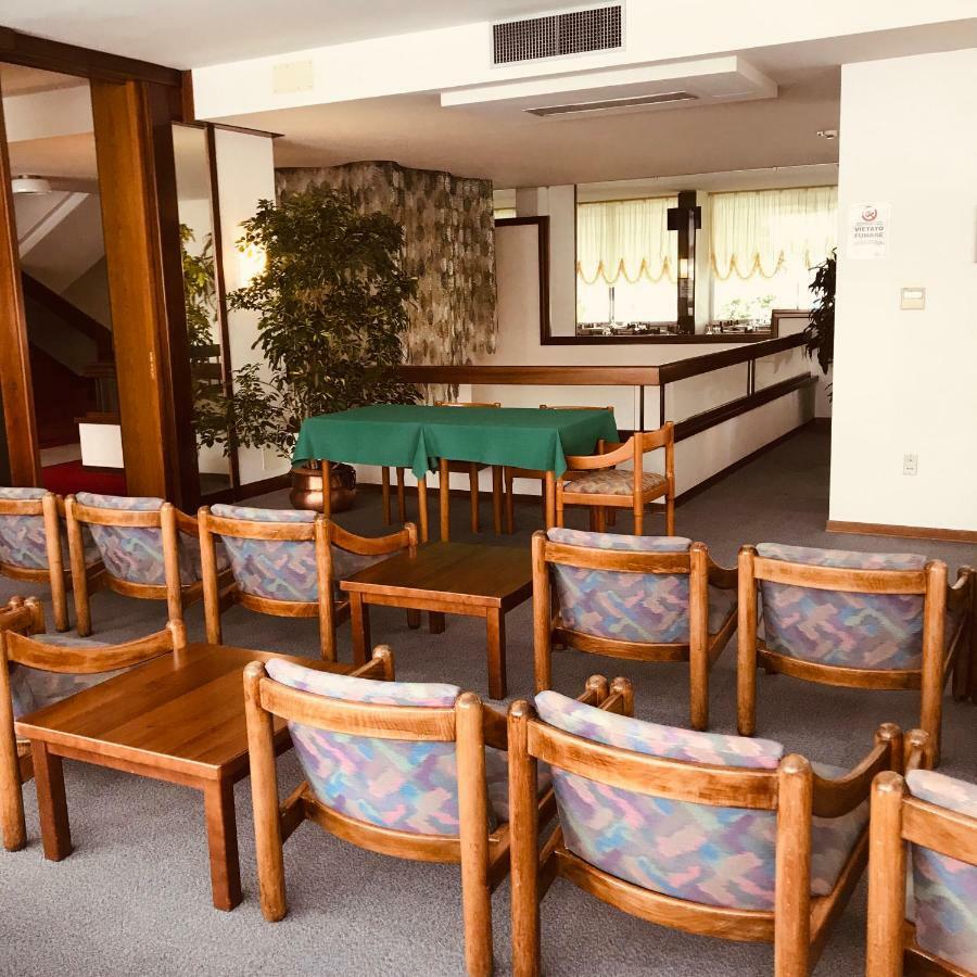 Metropol Hotel